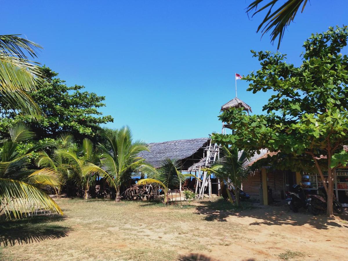 Omah Laut Bondo Jepara - By The Beach, Direct View Of The Sea, Great Base For Water Sports Margokerto Exterior photo