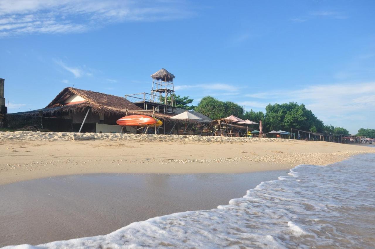 Omah Laut Bondo Jepara - By The Beach, Direct View Of The Sea, Great Base For Water Sports Margokerto Exterior photo